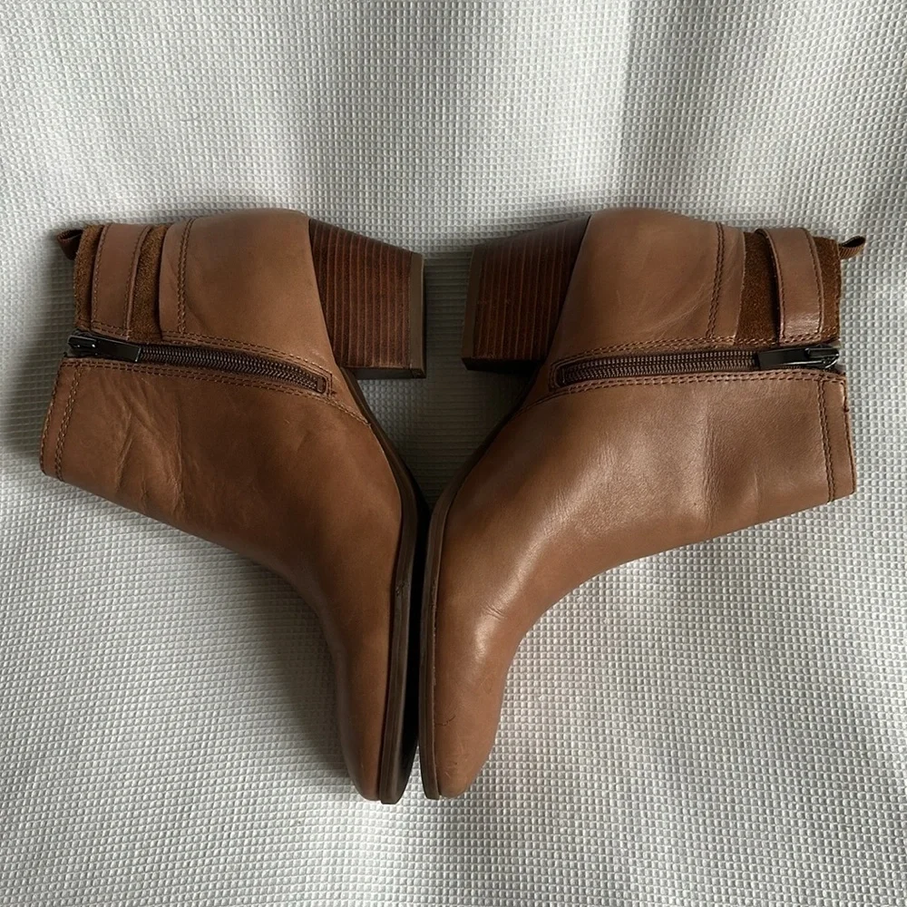 Franco Sarto Garda Women’s Camel Brown Leather Block Heel Zip Ankle Boots Sz 8M